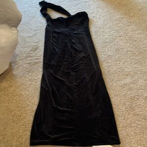 Commense choker design velvet dress